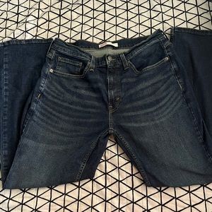 Levi jeans
